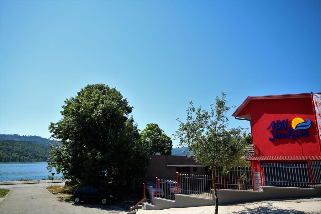 Aby Sunrise Hotel Orsova Exterior photo