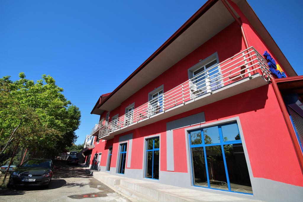Aby Sunrise Hotel Orsova Exterior photo