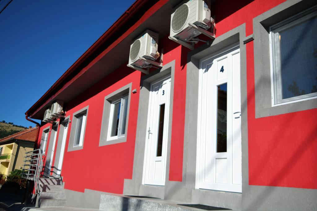 Aby Sunrise Hotel Orsova Exterior photo
