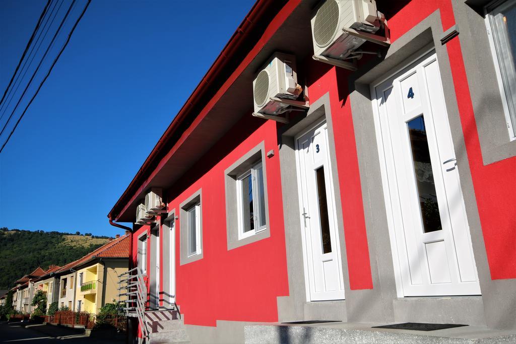 Aby Sunrise Hotel Orsova Exterior photo