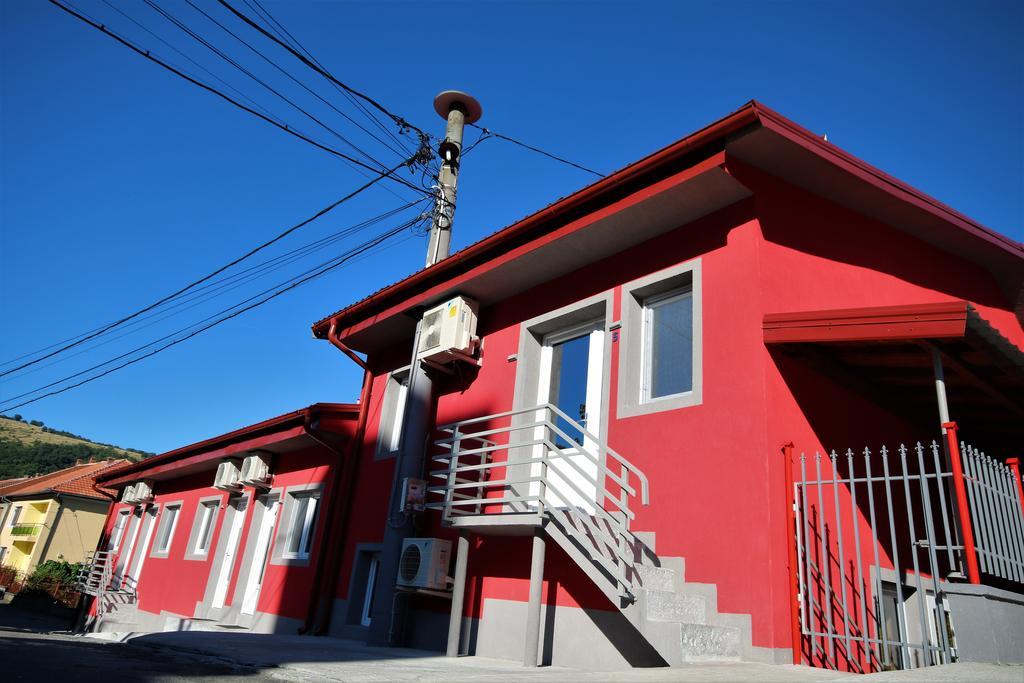 Aby Sunrise Hotel Orsova Exterior photo