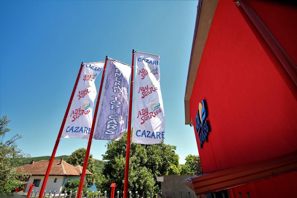 Aby Sunrise Hotel Orsova Exterior photo