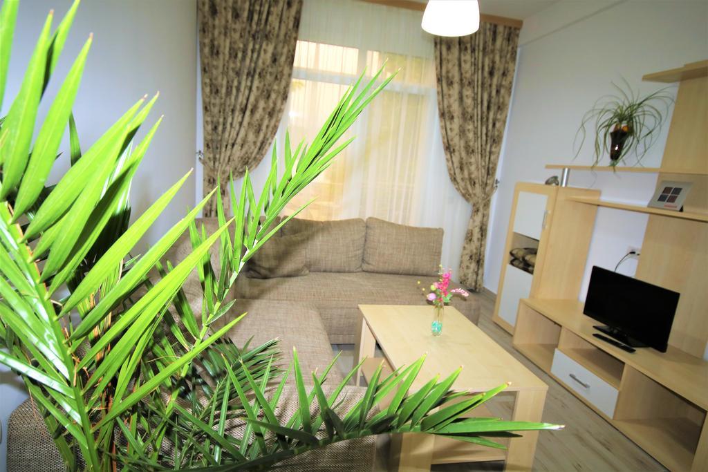 Aby Sunrise Hotel Orsova Exterior photo