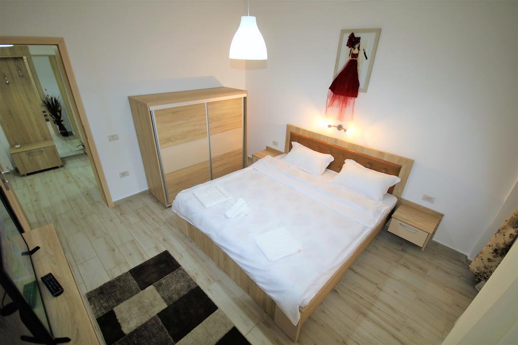 Aby Sunrise Hotel Orsova Exterior photo