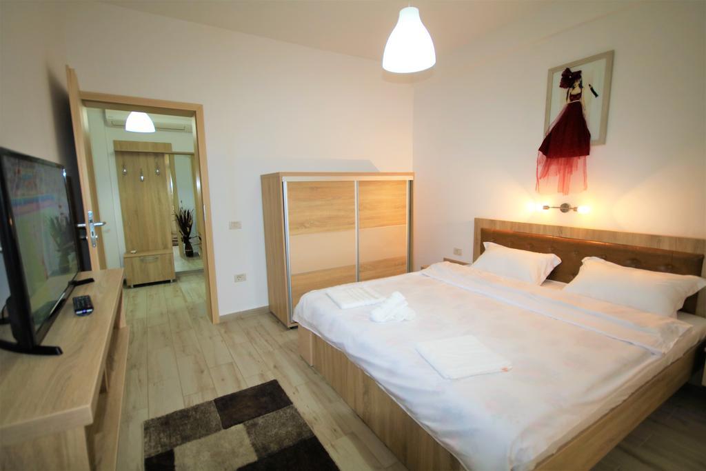 Aby Sunrise Hotel Orsova Exterior photo