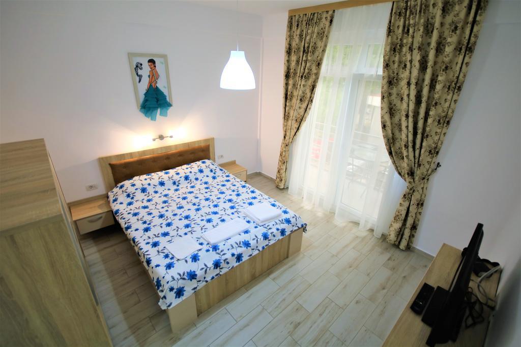 Aby Sunrise Hotel Orsova Exterior photo